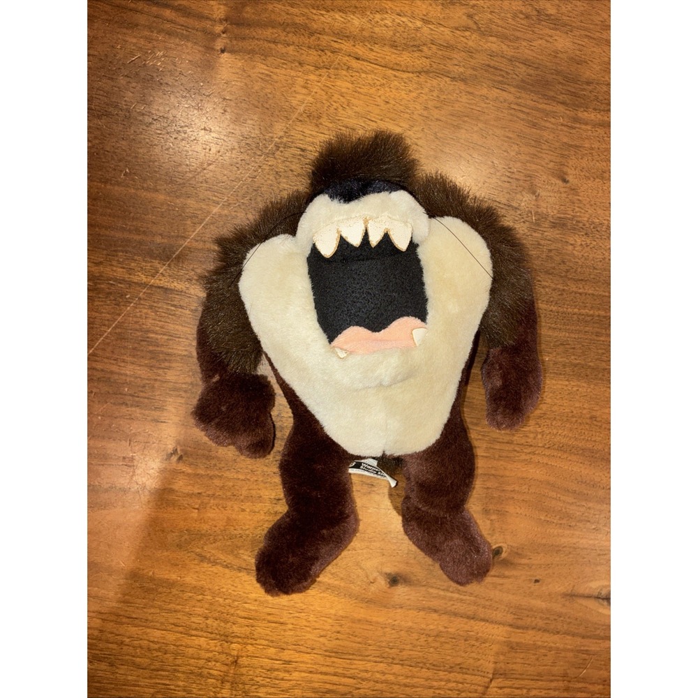Looney Tunes 9" Taz Plush Warner Bros Studio Store 1997